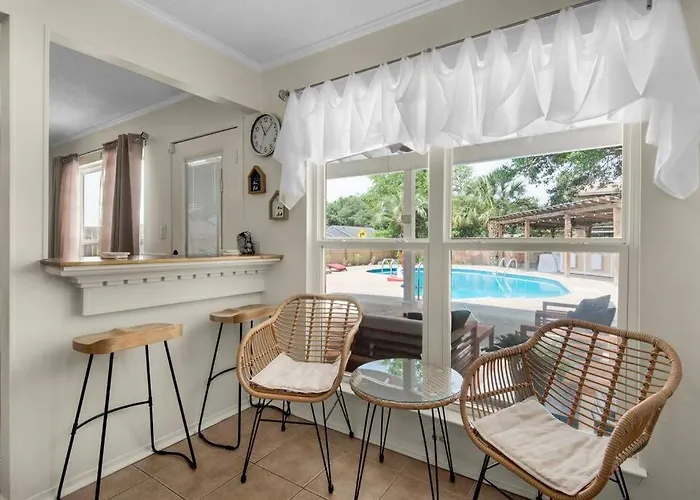 Private Oasis, Pool, Downtown Pns & 3br-2,5bt Pensacola