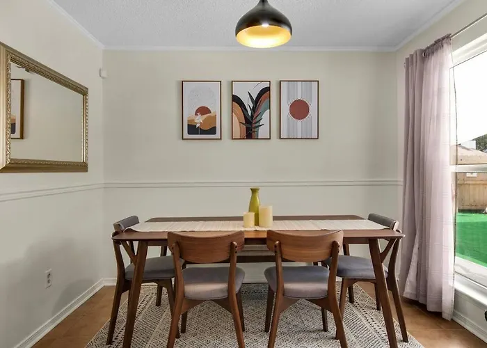 Private Oasis, Pool, Downtown Pns & 3br-2,5bt