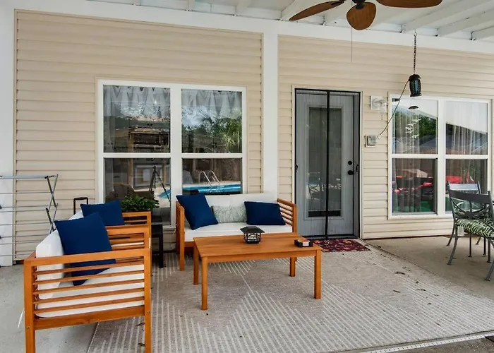 Private Oasis, Pool, Downtown Pns & 3br-2,5bt * Pensacola