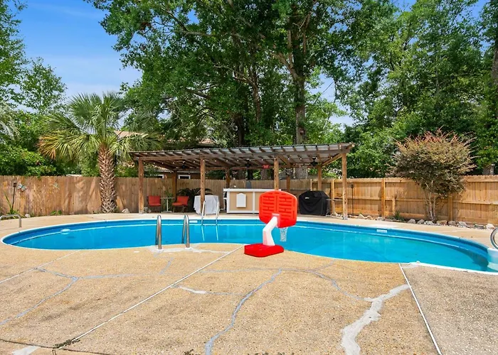 Private Oasis, Pool, Downtown Pns & 3br-2,5bt